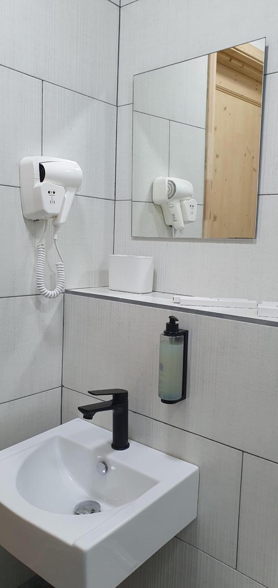 Hotel Banihills Tbilisi Zewnętrze zdjęcie